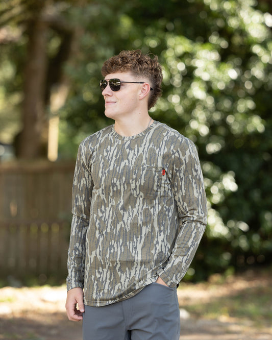 Marsh Wear Apparel Buxton Men's Mossy Oak L/S Performance Shirt