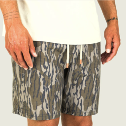Marsh Wear Apparel Men's Fulton Mossy Oak Volley Shorts