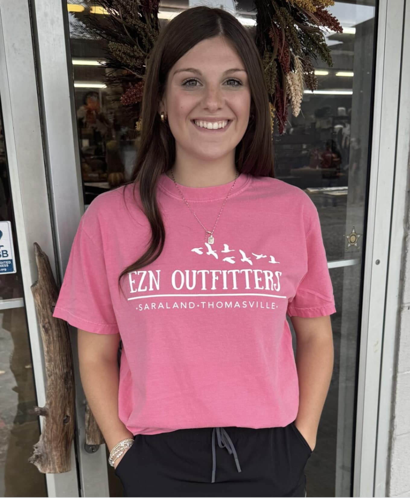 EZN Outfitters Women's New Logo S/S TEE Shirt