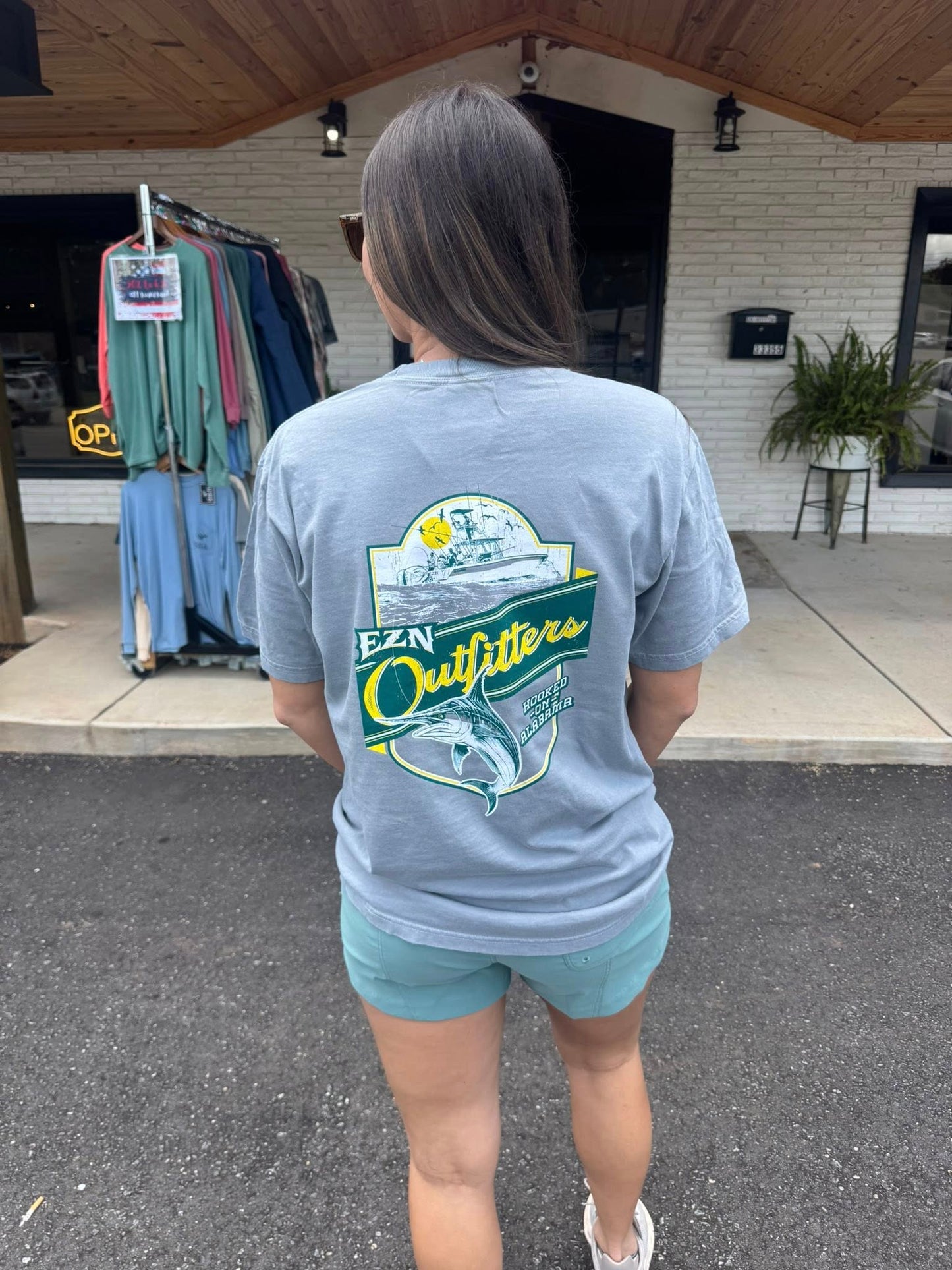 EZN Outfitters Hooked on Alabama S/S TEE Shirt