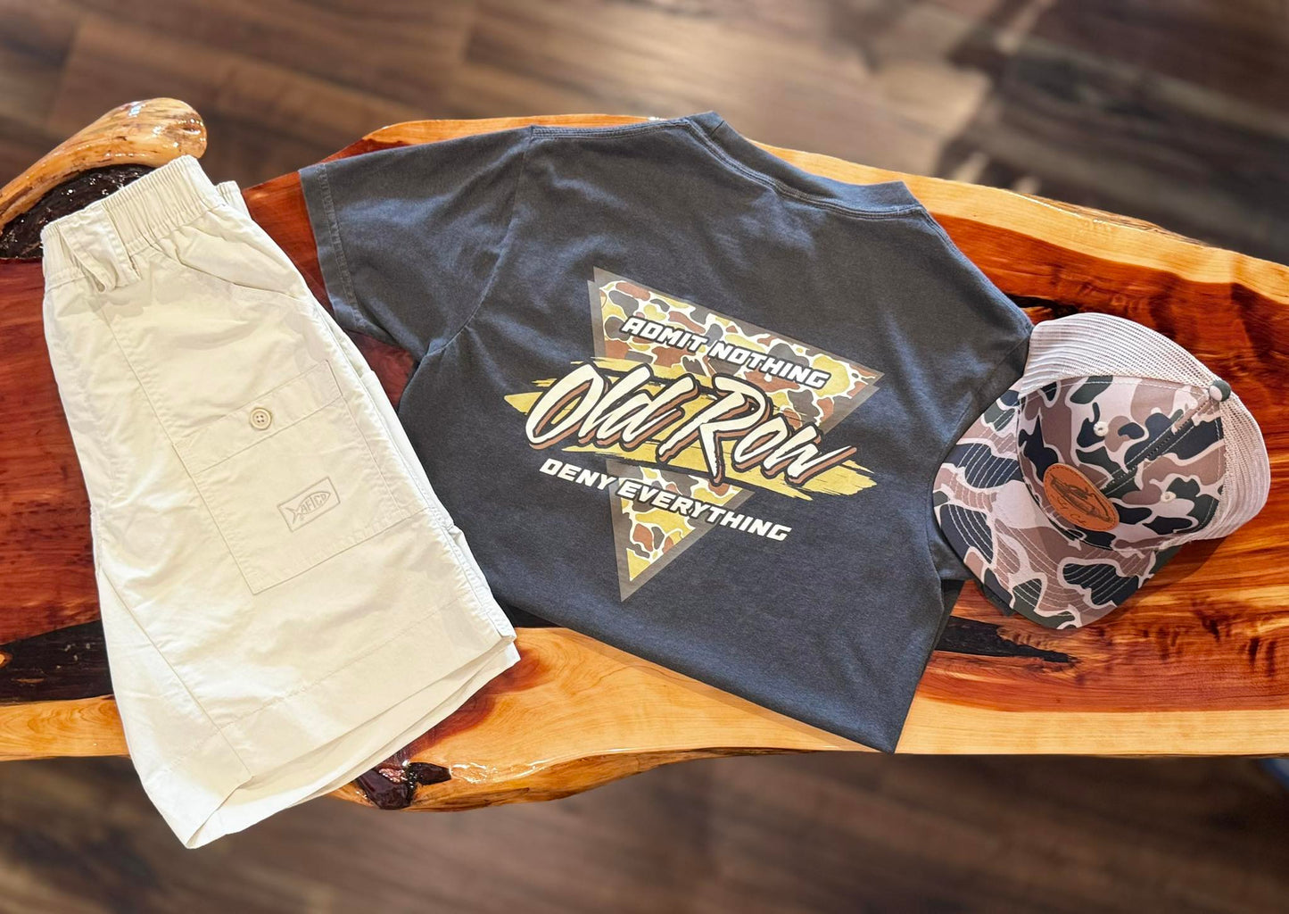 Old Row Outdoors Camo Retro Triangle 2.0 S/S TEE Shirt