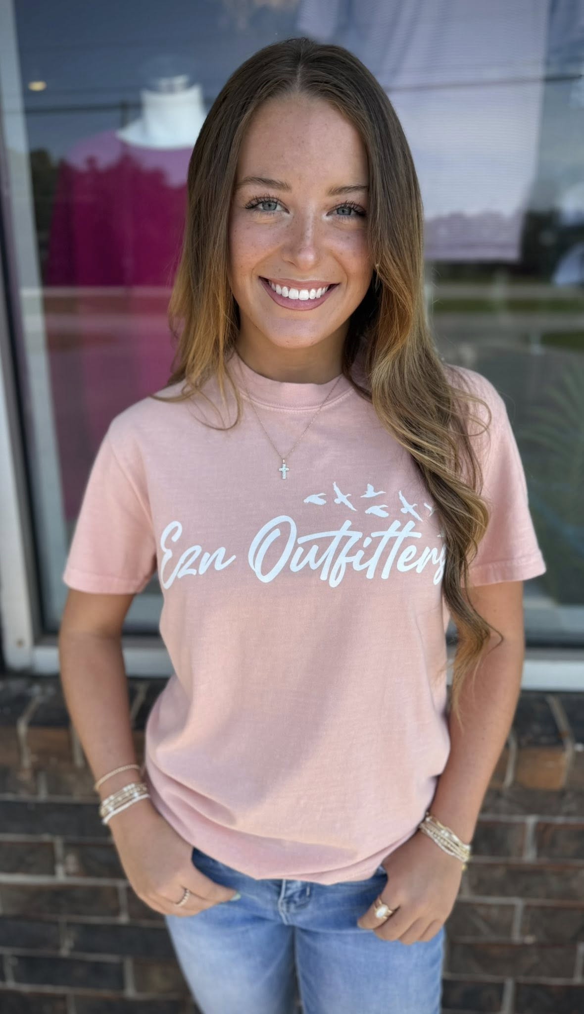 EZN Outfitters Simple Logo S/S TEE Shirt