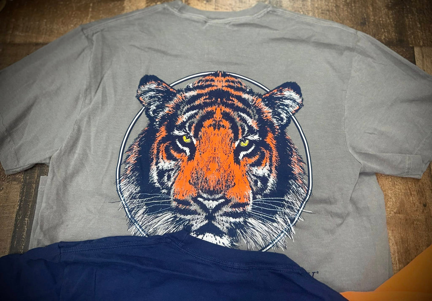 Speckle Bellies Auburn Tiger Head S/S TEE Shirt