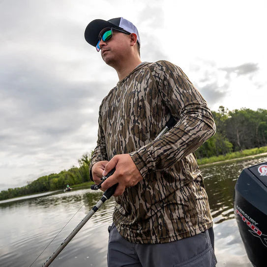 Aftco Men's Mossy Oak Performance Hood Performance L/S Shirt