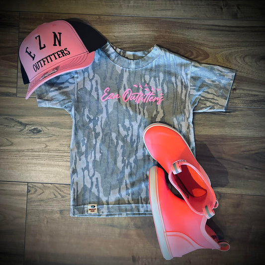 EZN Outfitters Youth Mossy Oak Washed Out Pink Ink S/S TEE Shirt
