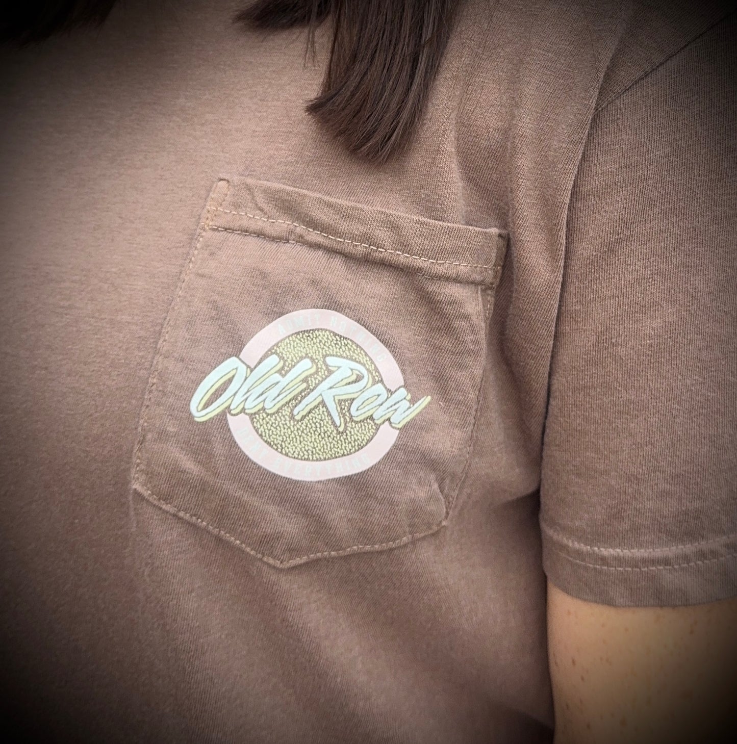 Old Row Outdoors Circle Logo Cream w Espresso S/S TEE Shirt