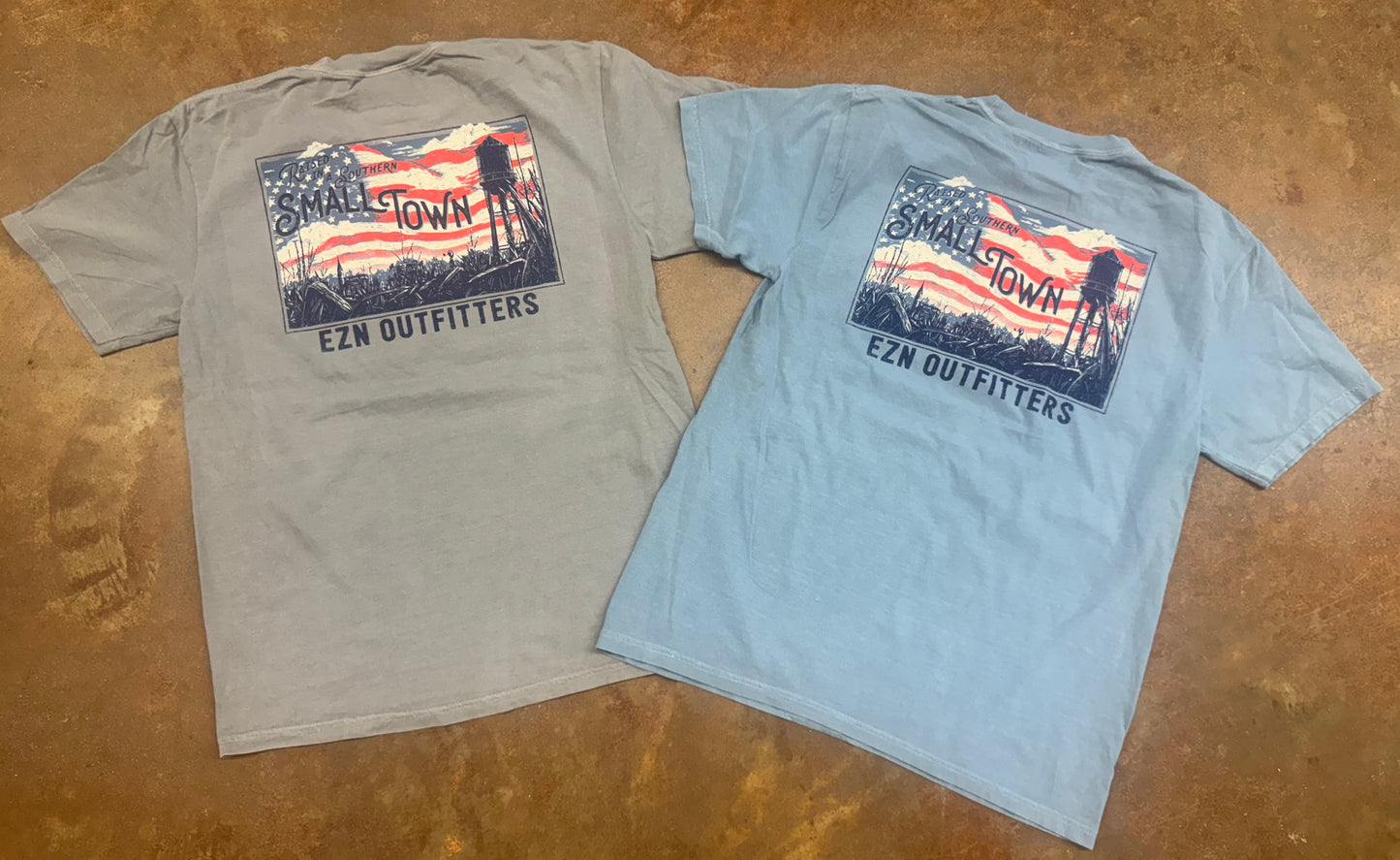 EZN Outfitters Small Town S/S TEE Shirt