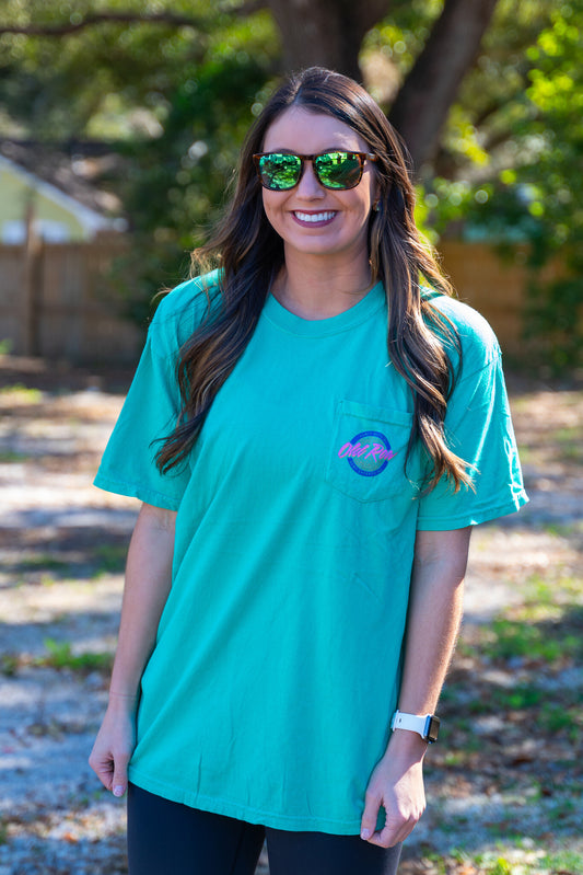 Old Row Outdoors Women's Island Green Circle Logo W Blue/Pink Pocket S/S TEE Shirt