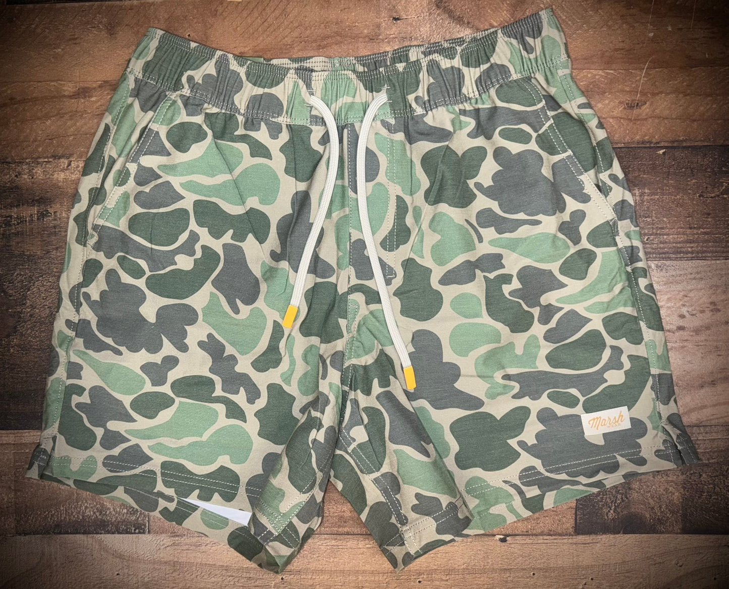 Marsh Wear Apparel Men's Fulton 6" Volley Shorts