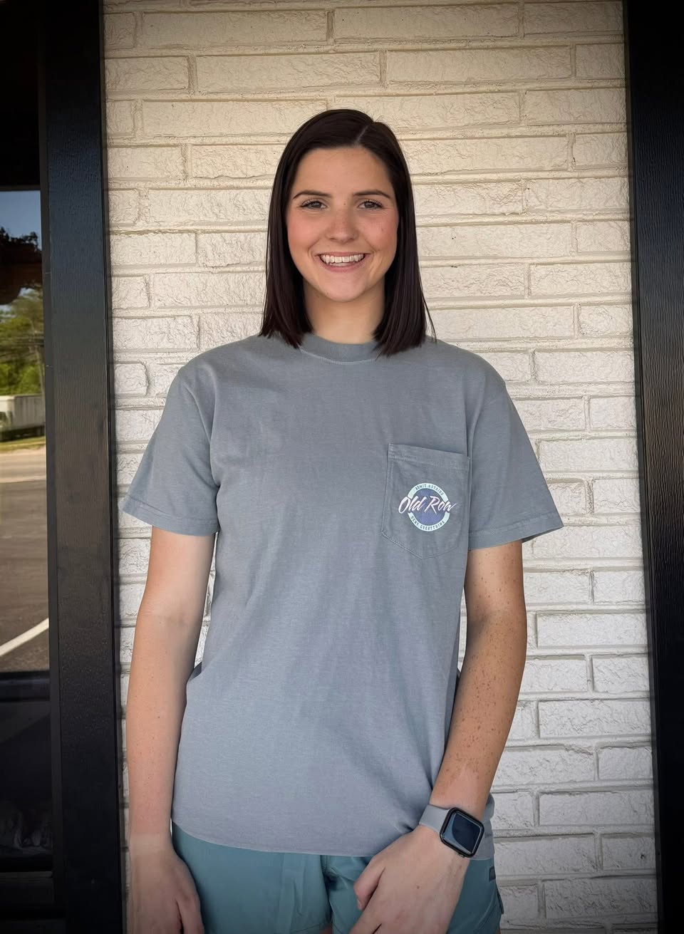 Old Row Outdoors Women's Grey Circle Logo W Mint/Pink Pocket S/S TEE Shirt