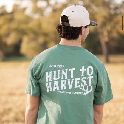 Hunt to Harvest Retro Logo S/S TEE Shirt