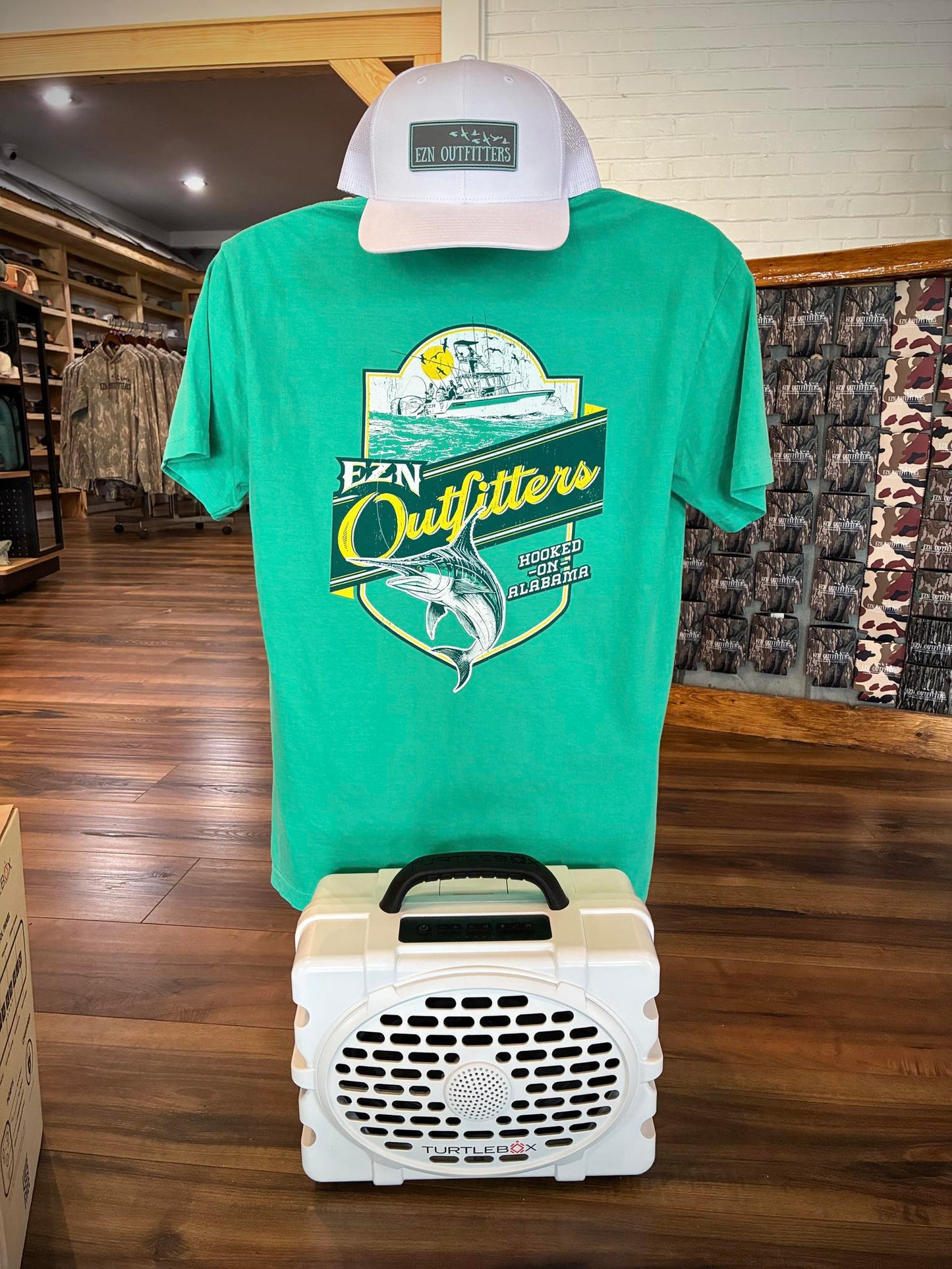 EZN Outfitters Hooked on Alabama S/S TEE Shirt