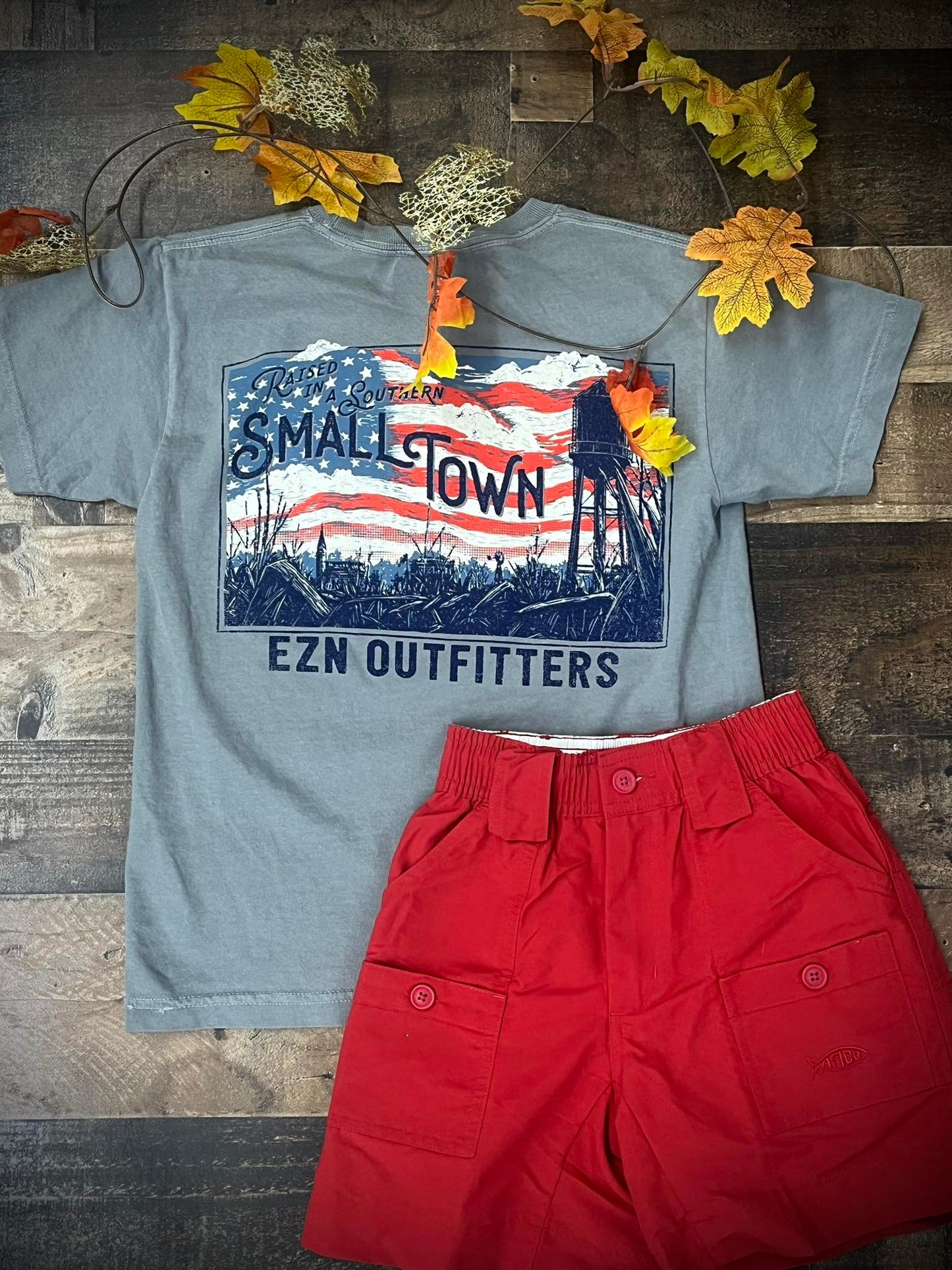 EZN Outfitters Youth Small Town S/S TEE Shirt
