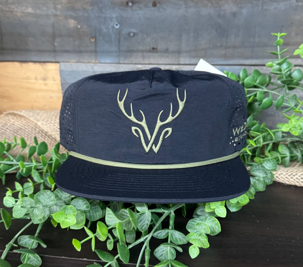 Wildgame Collective Embroidered Logo Performance Rope Hat