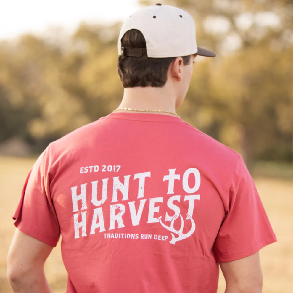 Hunt to Harvest Retro Logo S/S TEE Shirt