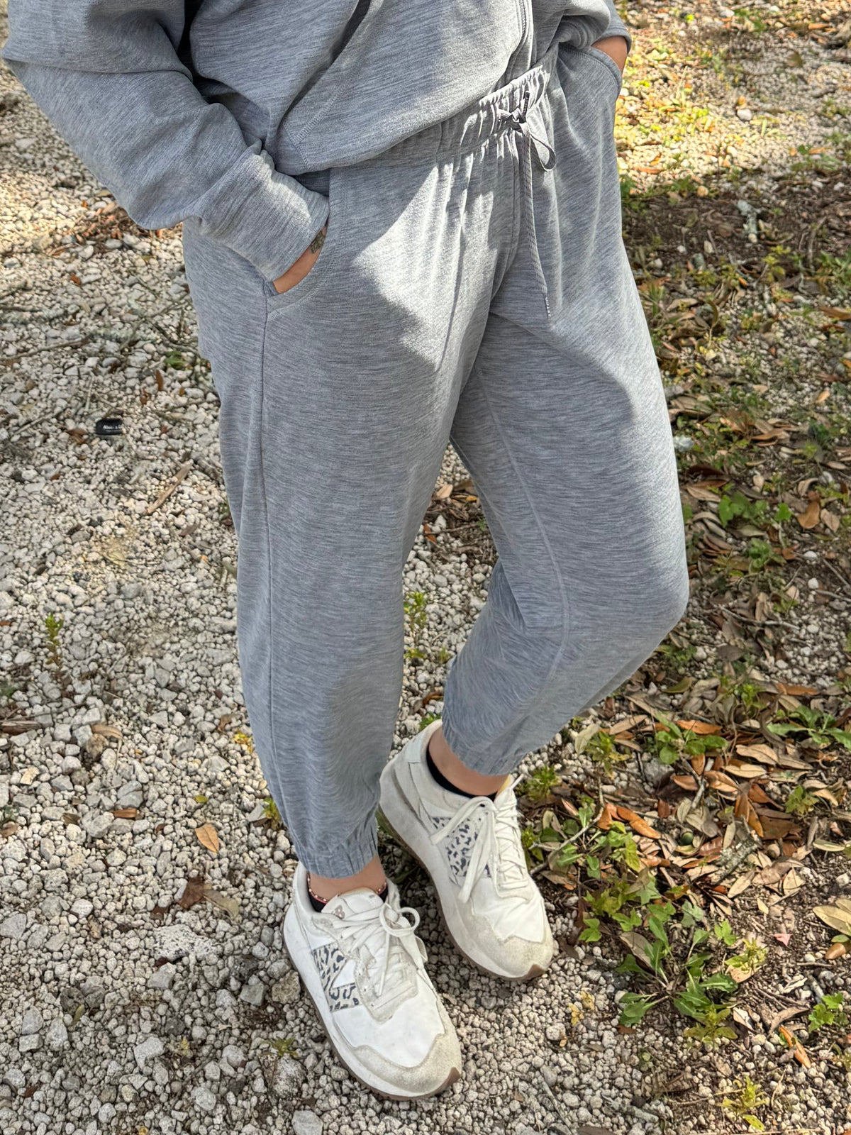 Aftco Women's Coastal Layer Joggers
