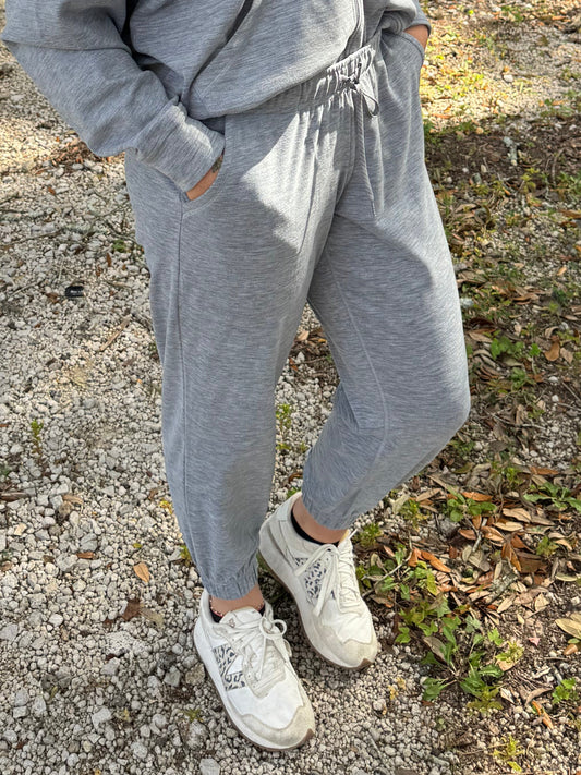 Aftco Women's Coastal Layer Joggers