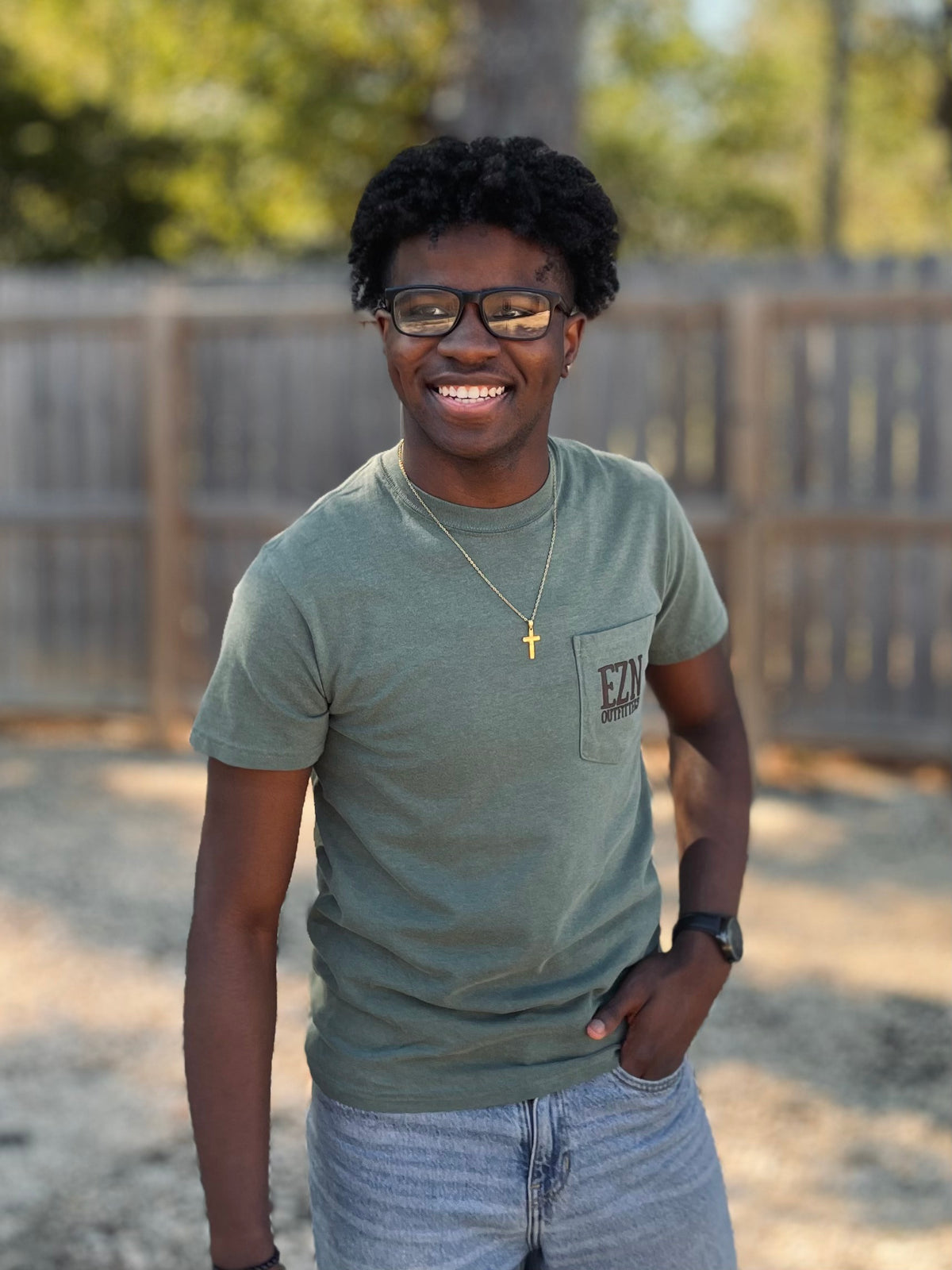 EZN Outfitters Shells S/S TEE Shirt