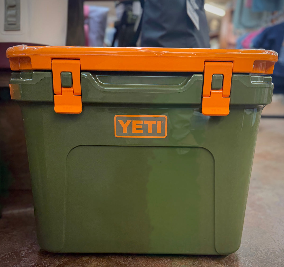 YETI Roadie 32 Wheeled Cooler