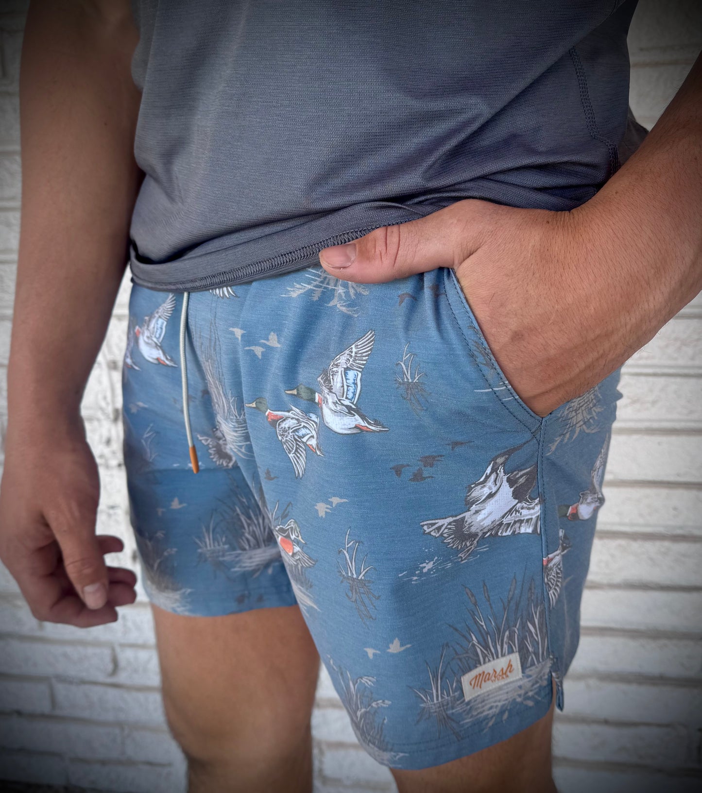 Marsh Wear Apparel Men's Fulton 6" Volley Shorts