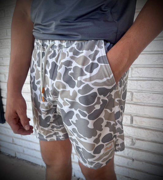Marsh Wear Apparel Men's Fulton 6" Volley Shorts
