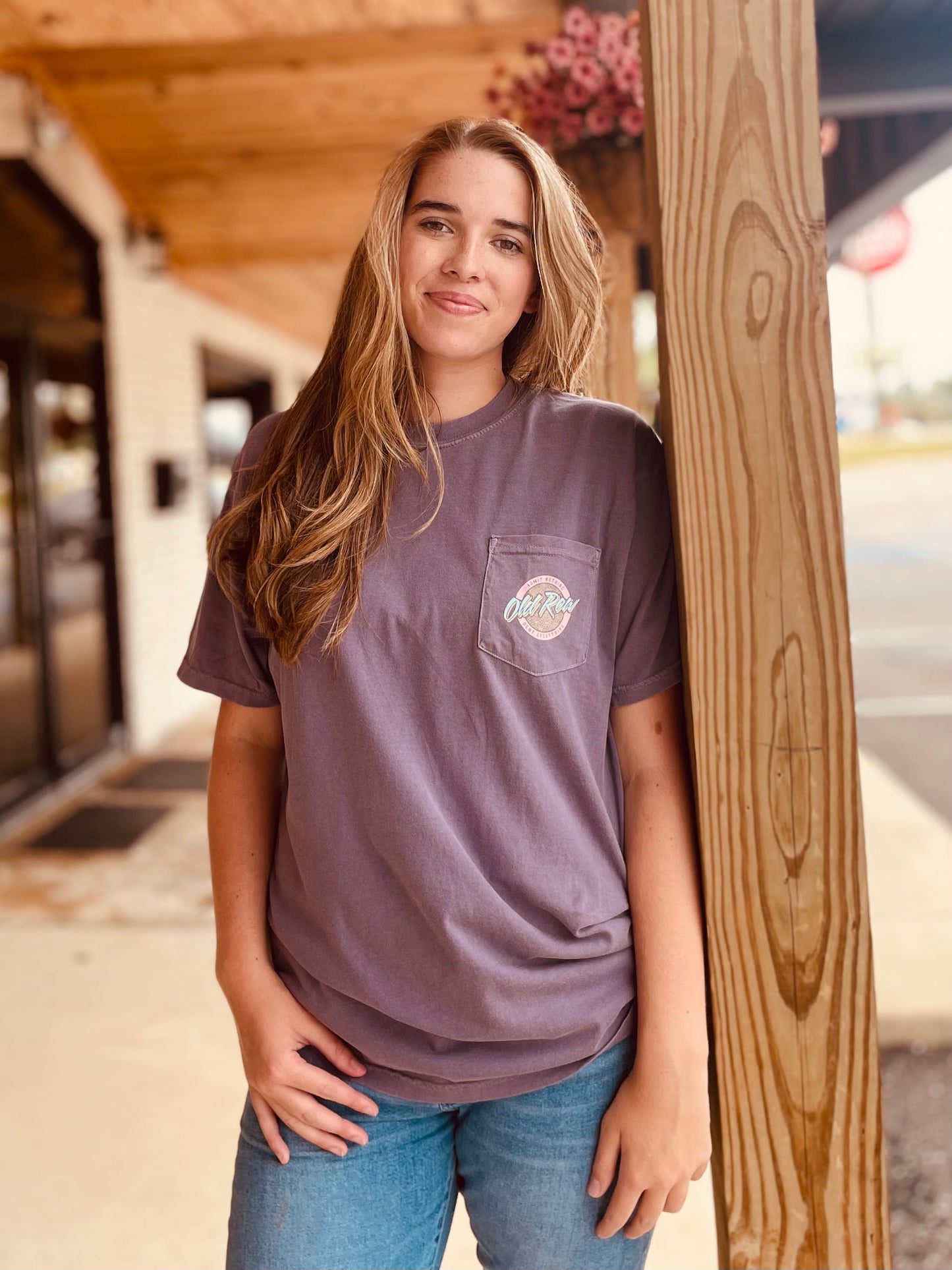 Old Row Outdoors Women's Circle Logo Wine w Pink Pocket S/S TEE Shirt
