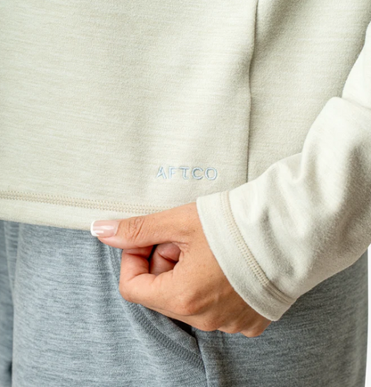 Aftco Women's Coastal Layer 1/4 Zip Pullover