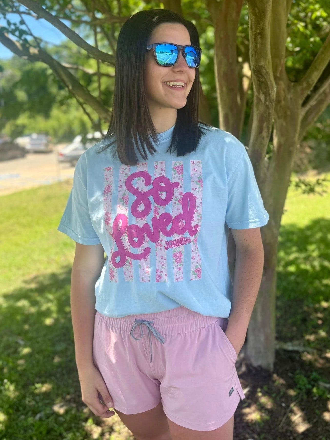 Southern Backroad Women's So Loved Floral S/S TEE Shirt