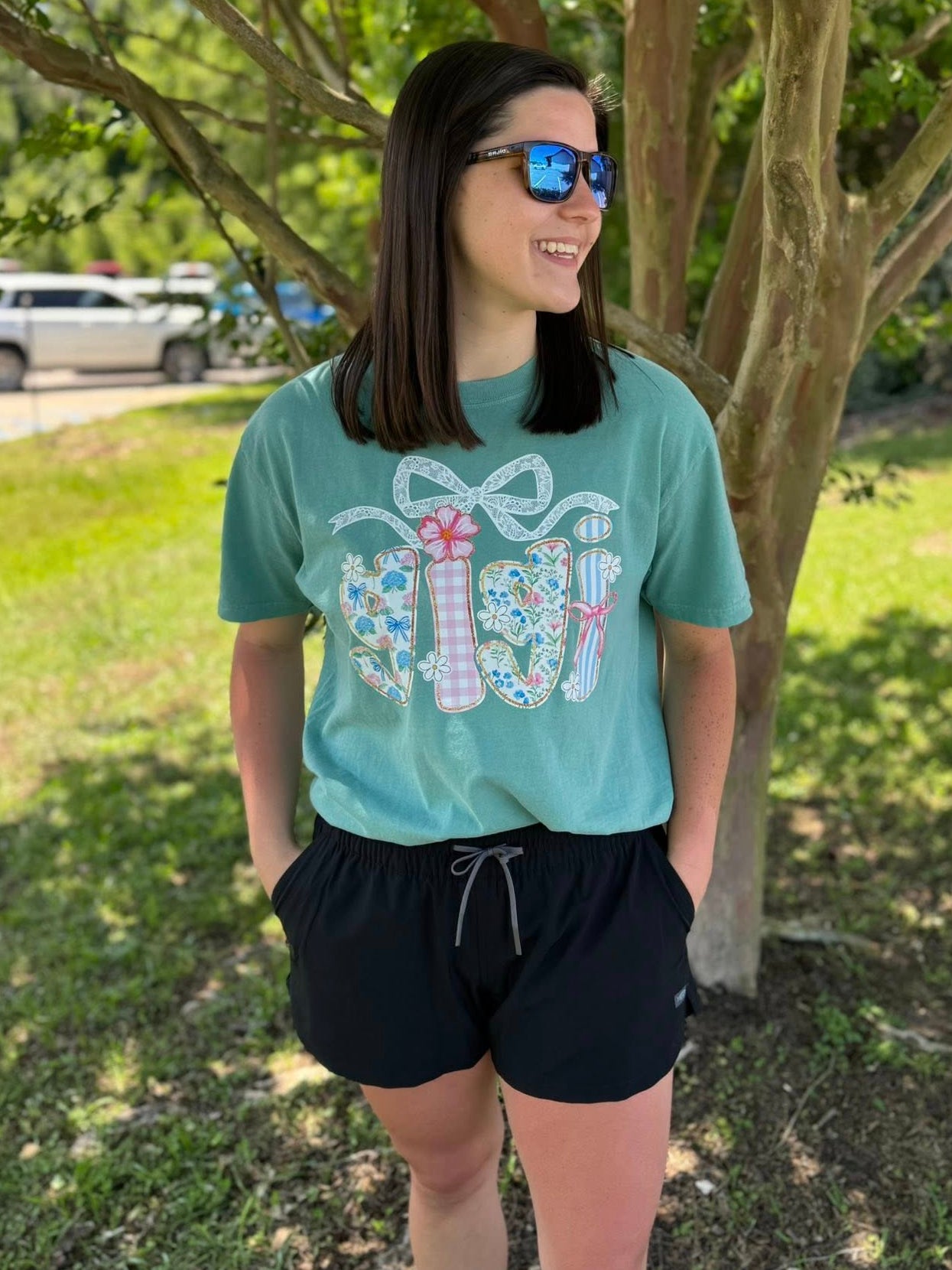 Southern Backroad Women's Floral Lace Bow GiGi S/S TEE Shirt