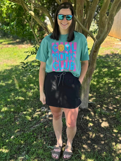 Southern Backroad Tee's Women's Cool Moms Club S/S TEE Shirt