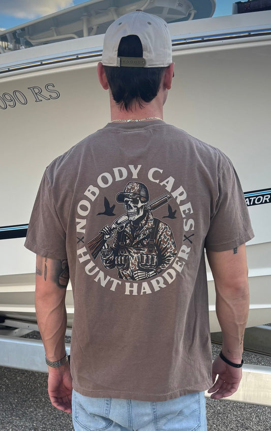 Tailored South Hunt Harder S/S TEE Shirt